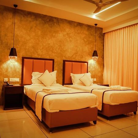 Hotel New York Square 코타얌 외부 사진