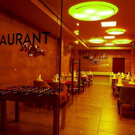 Hotel New York Square 코타얌 외부 사진