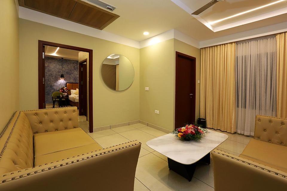 Hotel New York Square 코타얌 외부 사진