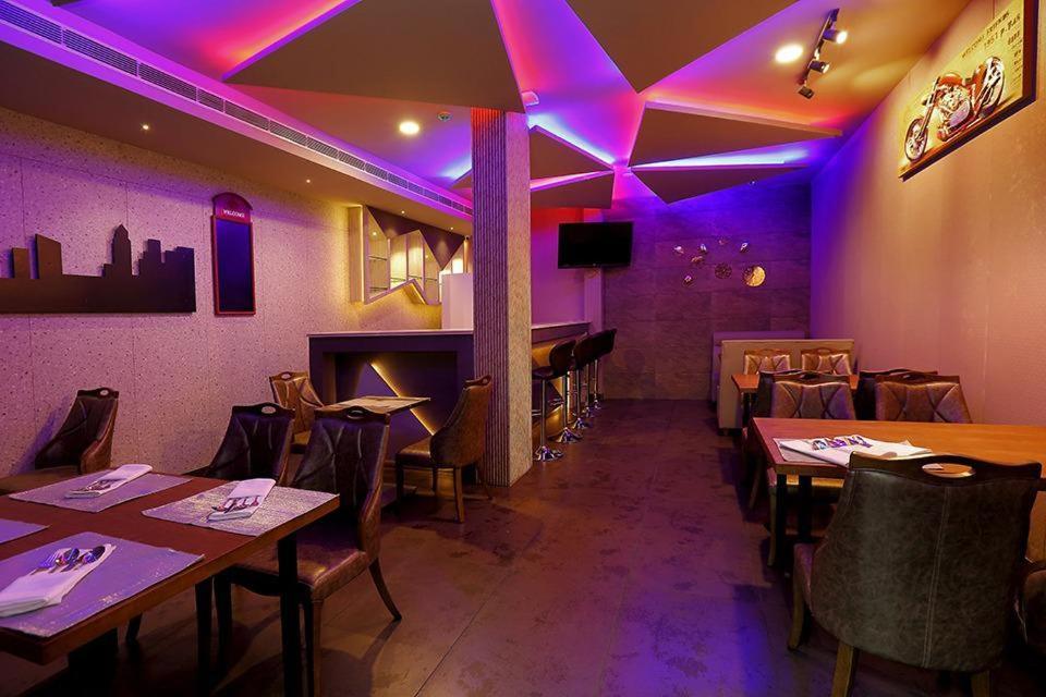 Hotel New York Square 코타얌 외부 사진