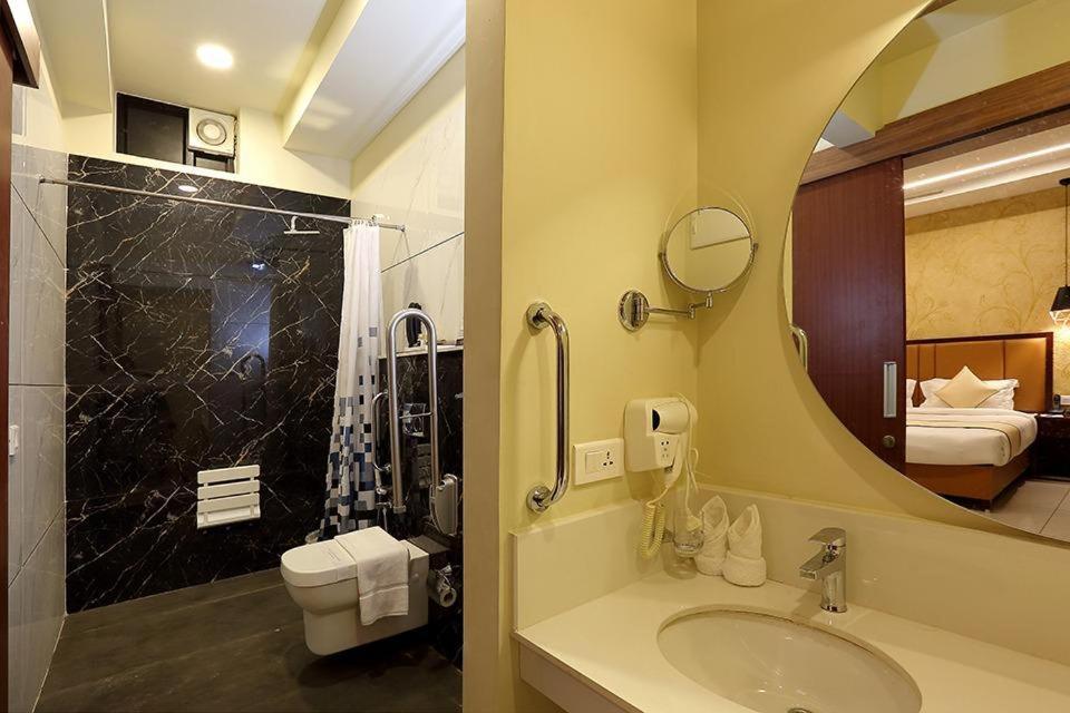 Hotel New York Square 코타얌 외부 사진
