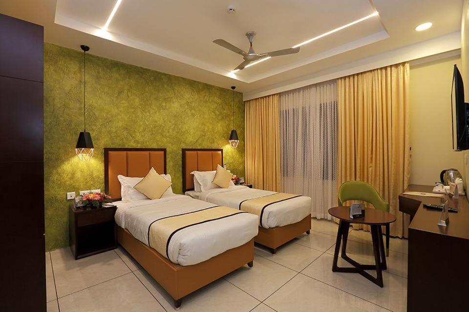 Hotel New York Square 코타얌 외부 사진