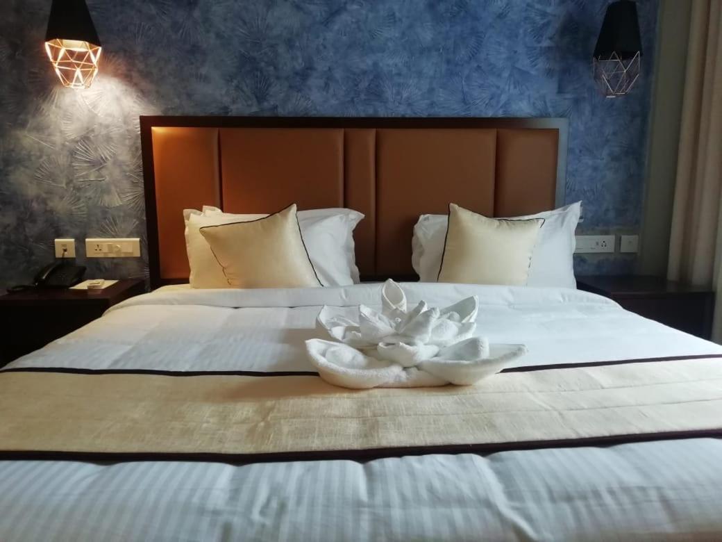 Hotel New York Square 코타얌 외부 사진
