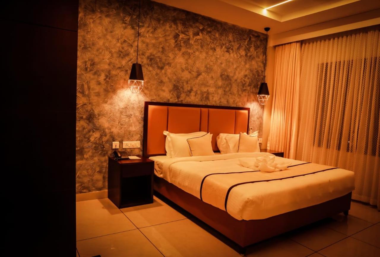 Hotel New York Square 코타얌 외부 사진