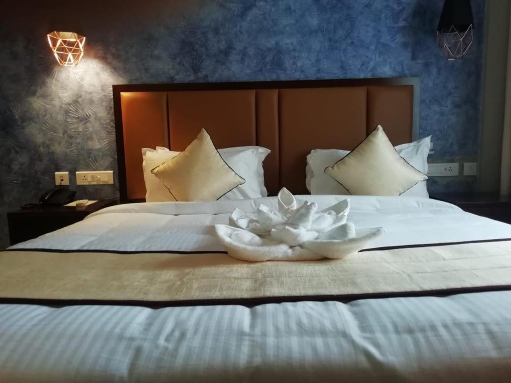 Hotel New York Square 코타얌 외부 사진